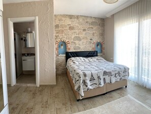 Villa | Bed sheets - Villa with Private Pool in Alacati 13 (Cesme)