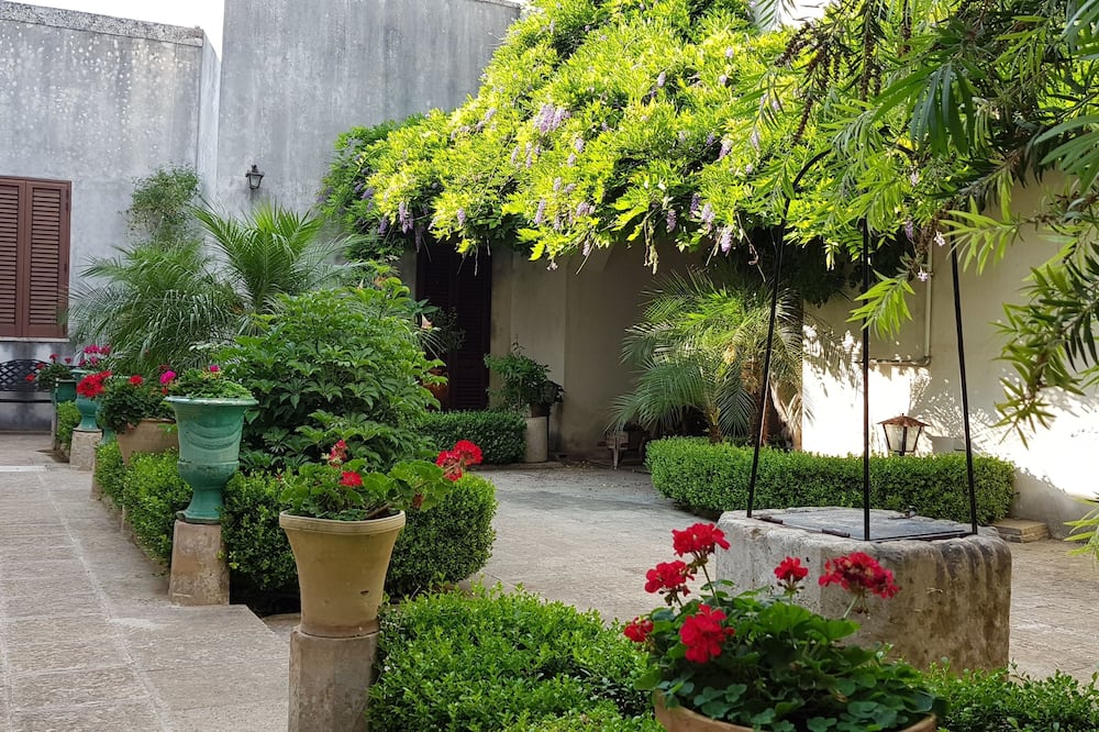 B&B Le Due Corti - Caprarica di Lecce
