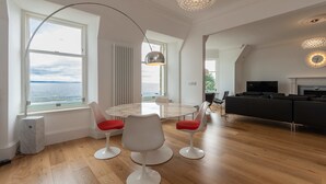 Penthouse, 3 Bedrooms | Private kitchen - Luxury Penthouse on The Scores (St. Andrews)