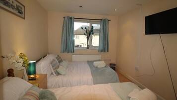 Bureau, Wi-Fi gratuit, draps fournis