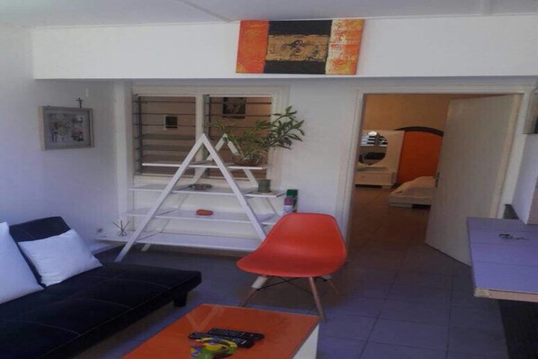 Living area - Résidence Rosy T2 (Abidjan)