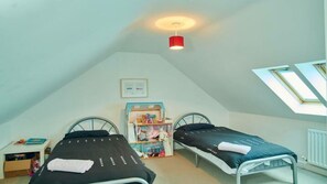5 chambres, fer et planche à repasser, Wi-Fi