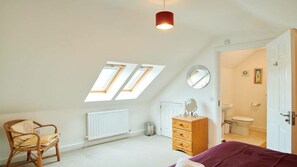 5 عدّة غرف نوم ومكواة/لوح كي وواي فاي