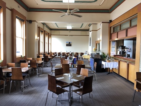 Lunch and dinner served, local cuisine