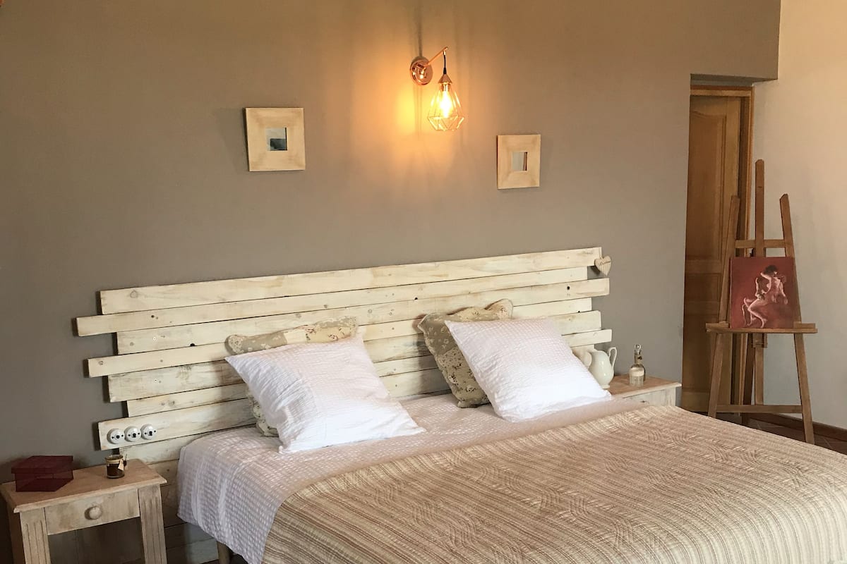 In-room safe, soundproofing, iron/ironing board (on request), free WiFi