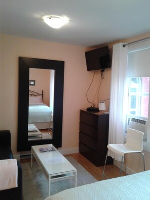 Strygejern/strygebræt, Wi-Fi, sengetøj