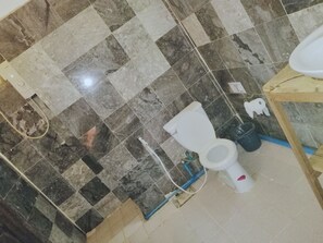 Comfort Room | Bathroom