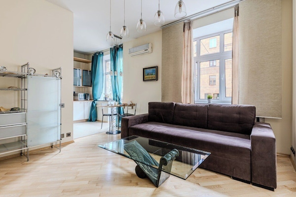 Superior Apartment (Internatsionalnaya, 17) | Individually furnished, iron/ironing board, free WiFi, bed sheets