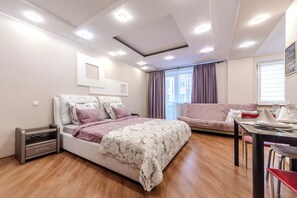 Economy Apartment (Internatsionalnaya 15) | Private kitchen | Full-sized fridge, microwave, stovetop, electric kettle - StudioMinsk in Historic Centre (Minsk)