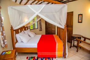 Family Cottage, 3 Bedrooms (Villa Swara) - Villakwetu Cottages Diani Beach (Diani Beach)