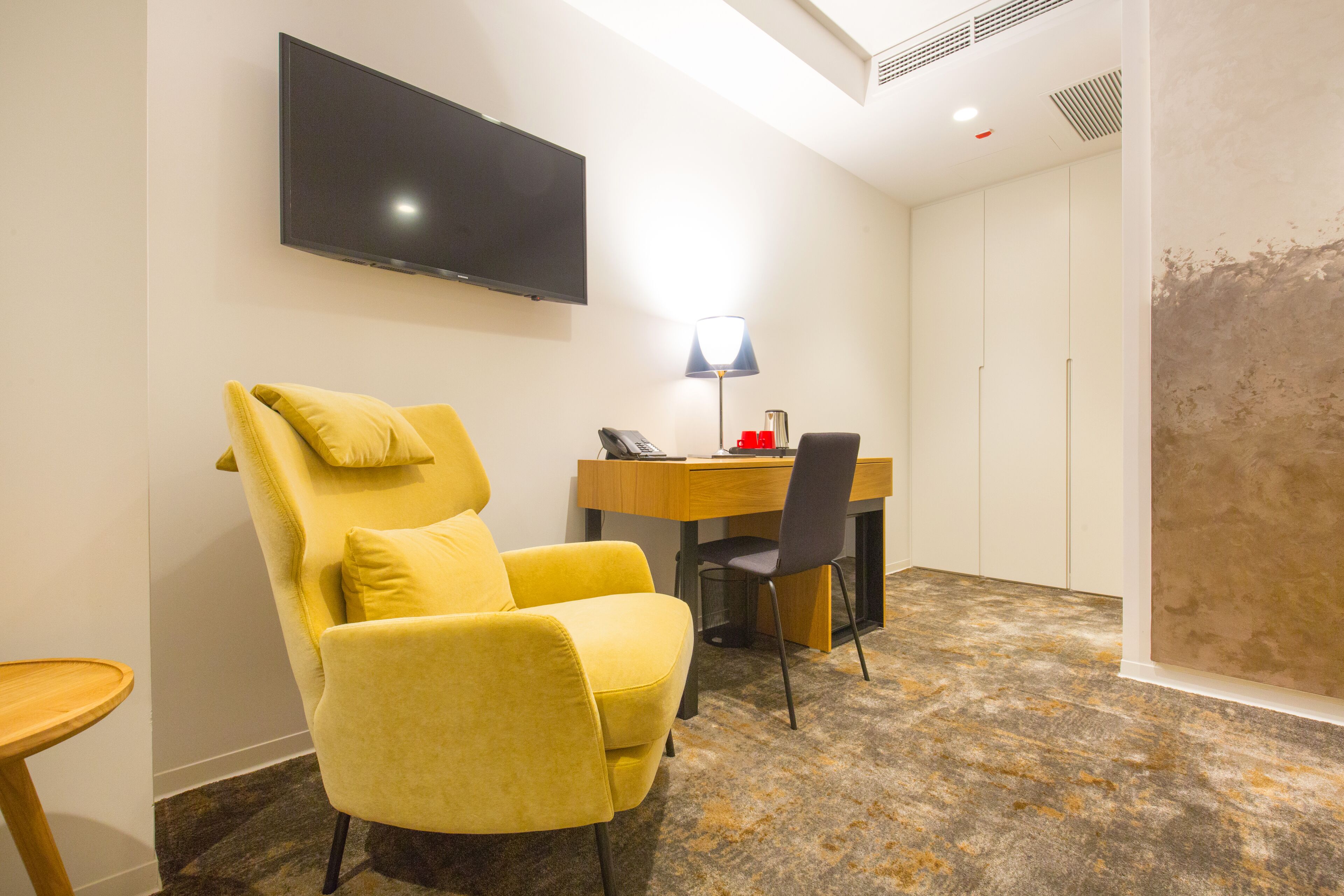 1 bedroom, premium bedding, down duvets, memory-foam beds