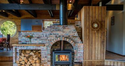 Tasman Hideaway - Marahau Holiday Home