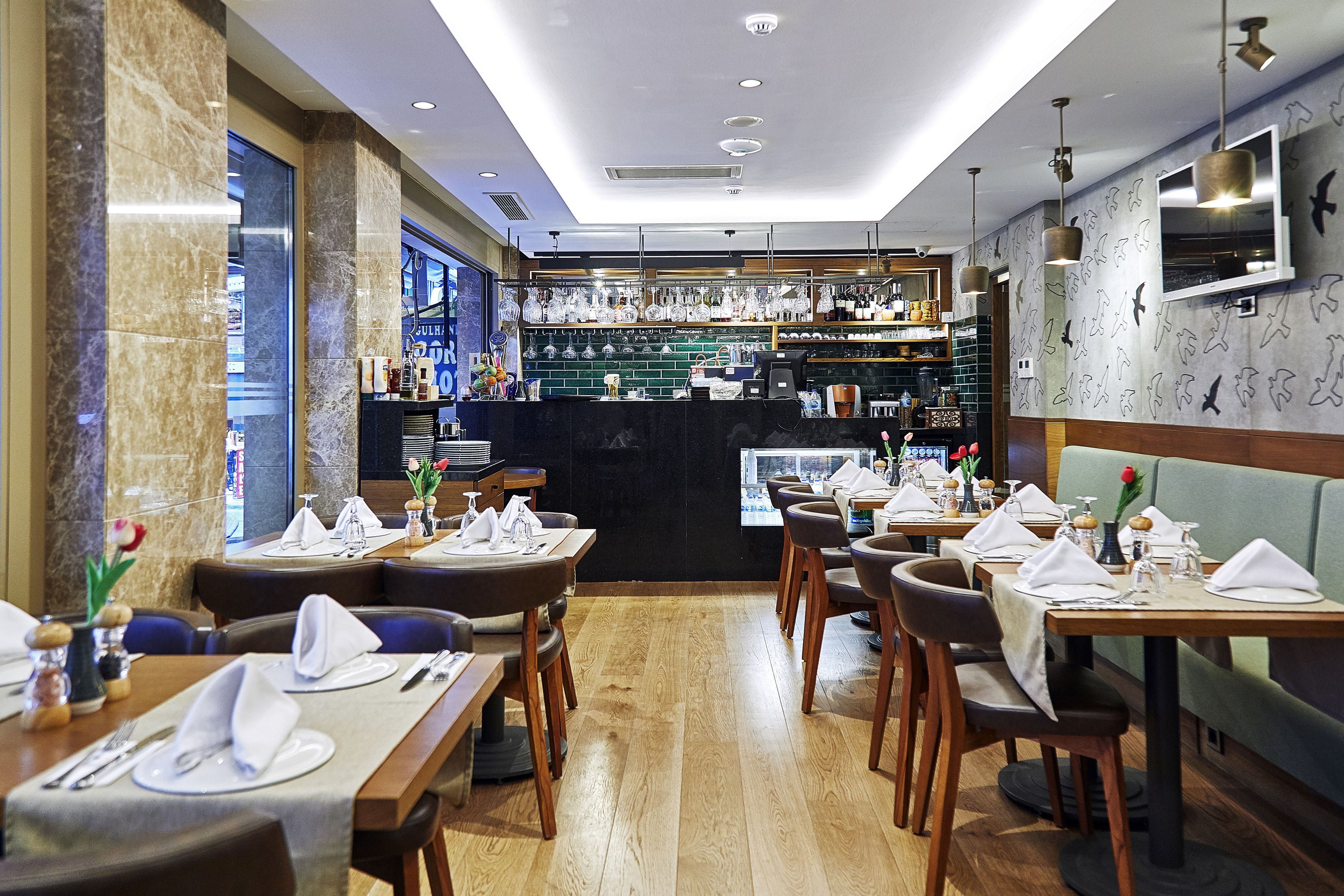 Daily buffet breakfast (EUR 25 per person)