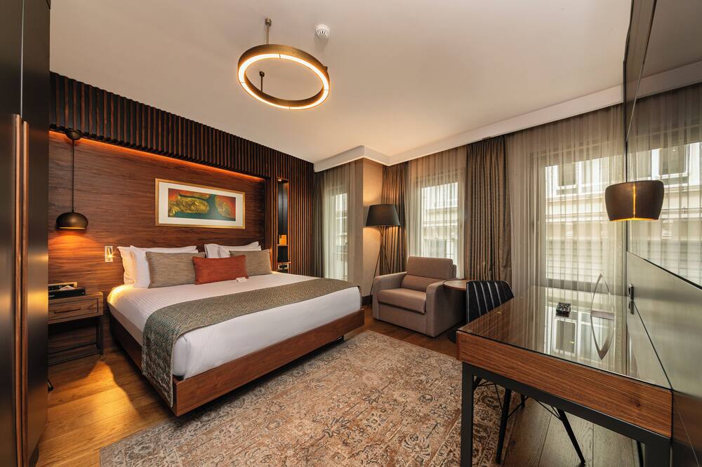 Levni Plus Hotel