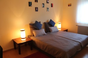 In-room safe, desk, free WiFi, bed sheets