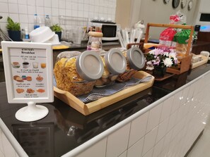 Daily continental breakfast (THB 50 per person) - Napa Hostel Samrong Station (Samut Prakan)