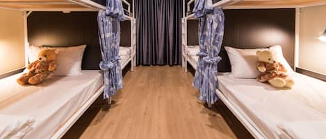 Desk, free WiFi, bed sheets