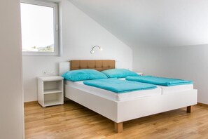 3 Schlafzimmer, Bügeleisen/Bügelbrett, WLAN, Bettwäsche