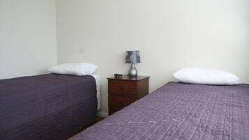 3 soverom, strykejern/-brett, wi-fi (inkludert) og sengetøy