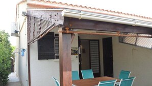 Outdoor dining - Villa with AC near port - 6 guests (Saint-Cyprien)