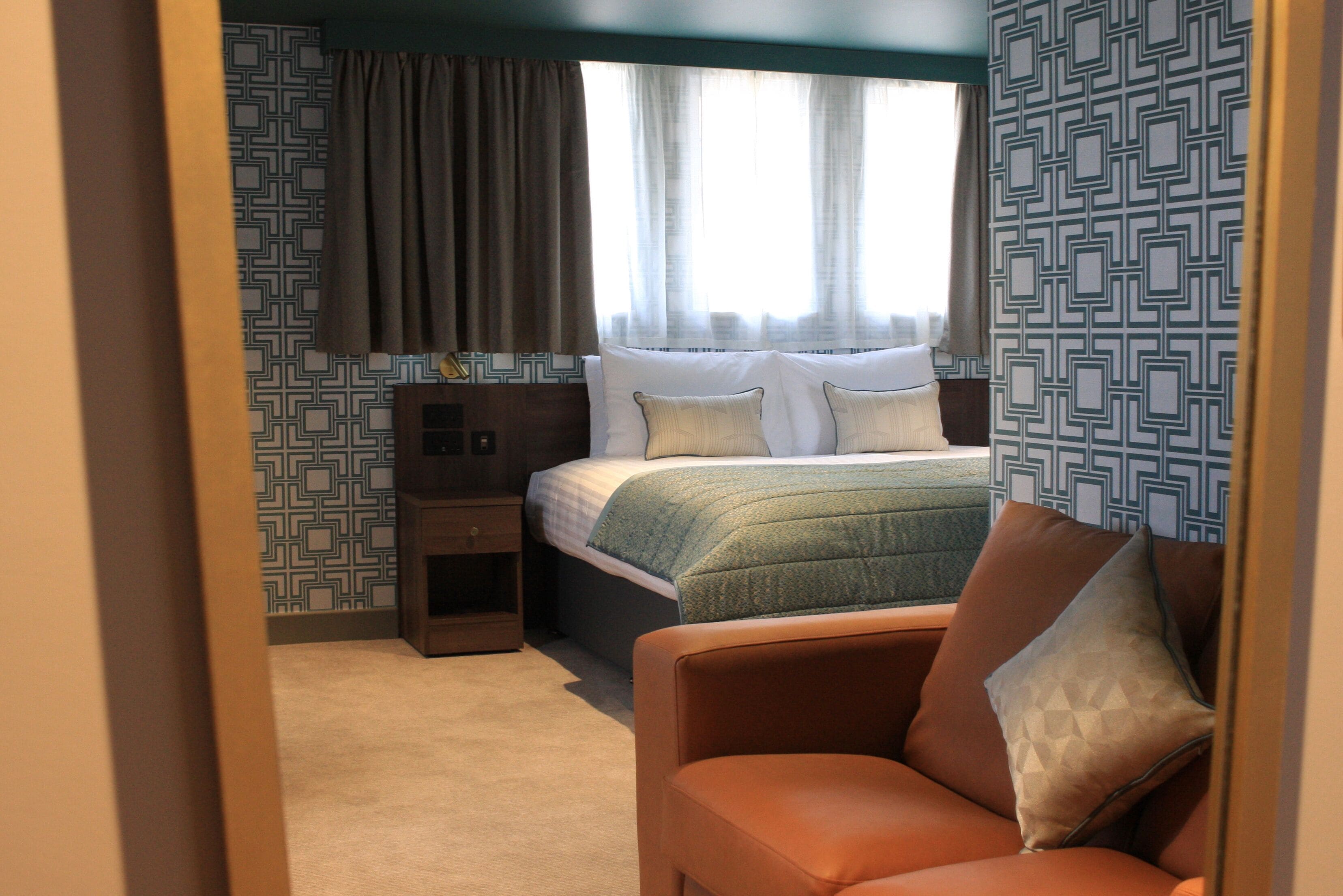 suite | 1 bedroom, desk, laptop workspace, blackout curtains