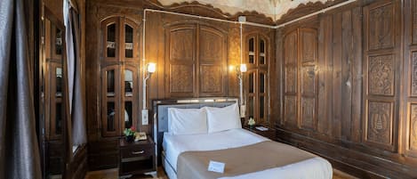 Wi-Fi de cortesia, roupa de cama