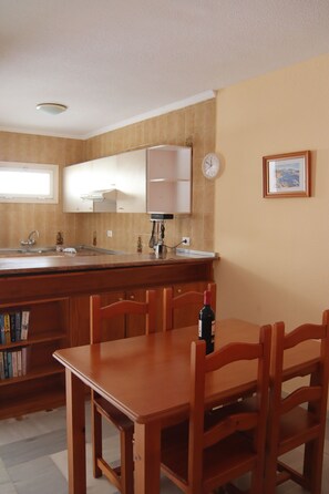 Apartment, 2 Bedrooms, Balcony | Living area