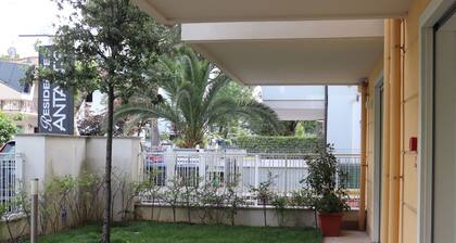 Antares Penthouse Studio mit Balkon 302