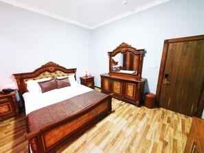 Superior Double Room | Egyptian cotton sheets, premium bedding, down comforters