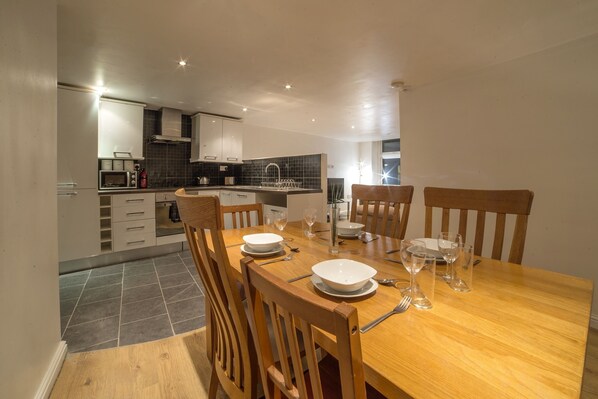 Interior detail - Manchester Printworks (Manchester)