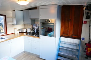 Private kitchen - Boat apartment Rotterdam Hoop (Rotterdam)