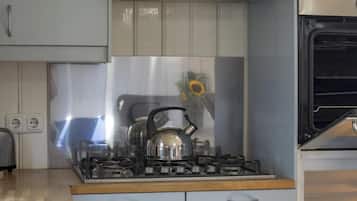 Peti sejuk, ketuhar gelombang mikro, ketuhar, dapur