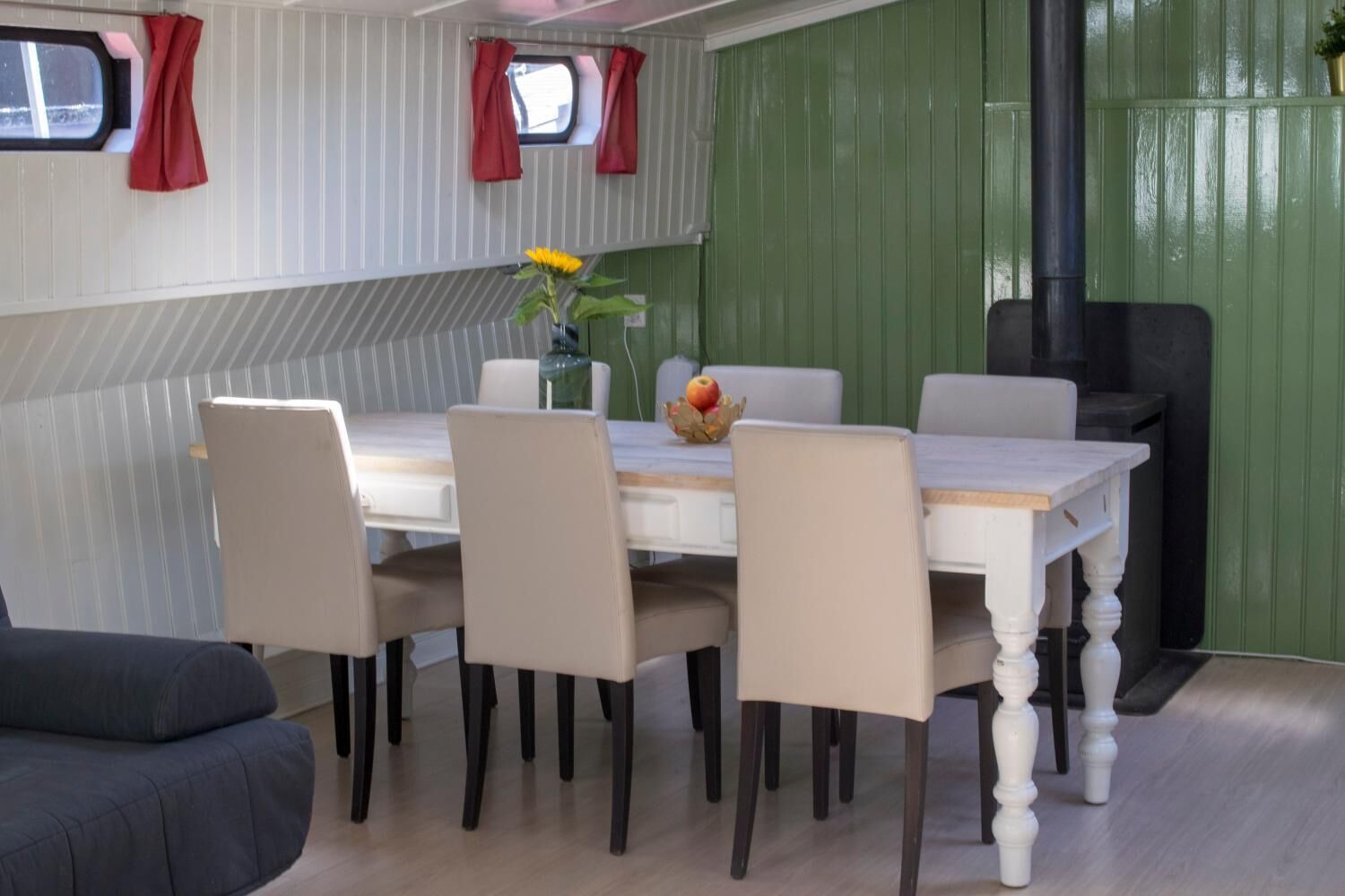 Tủ lạnh, lò vi sóng, lò nướng, bếp nấu 