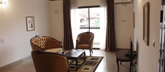 Gold Court Appartements Meublés