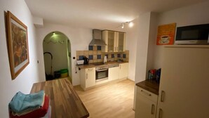 Basic Condo | Private kitchen - Privatzimmer Hasselroth (Hasselroth)