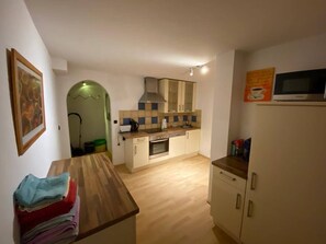Basic-Apartment | Eigene Küche