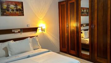 Décoration personnalisée, ameublement personnalisé, bureau