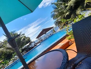 Pool - Résidence Hôtelière TAZ (Kribi)