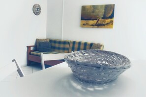 Interior - Georgia's Place B, 10' walk to Ammoudara beach (Gazi)