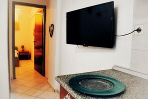 Interni