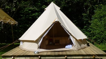 Bell Tent | Premium bedding, individually decorated, individually furnished