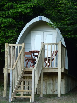 Premium bedding, individually decorated, individually furnished - Inver Coille Campsite (Inverness)