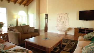 Télévision à écran plat