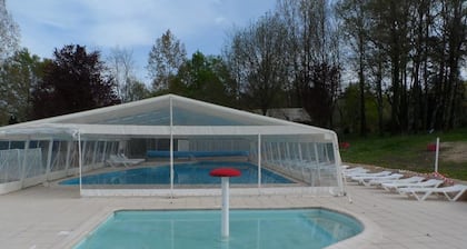 Camping Le Repaire - Tente Aménagée