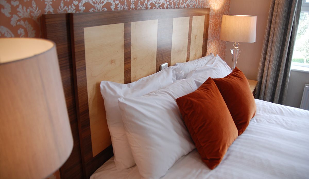 basic double room | individually decorated, individually furnished, desk, iron/ironing board