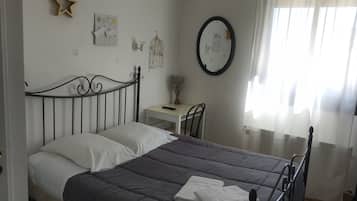 Individually decorated, individually furnished, free cots/infant beds