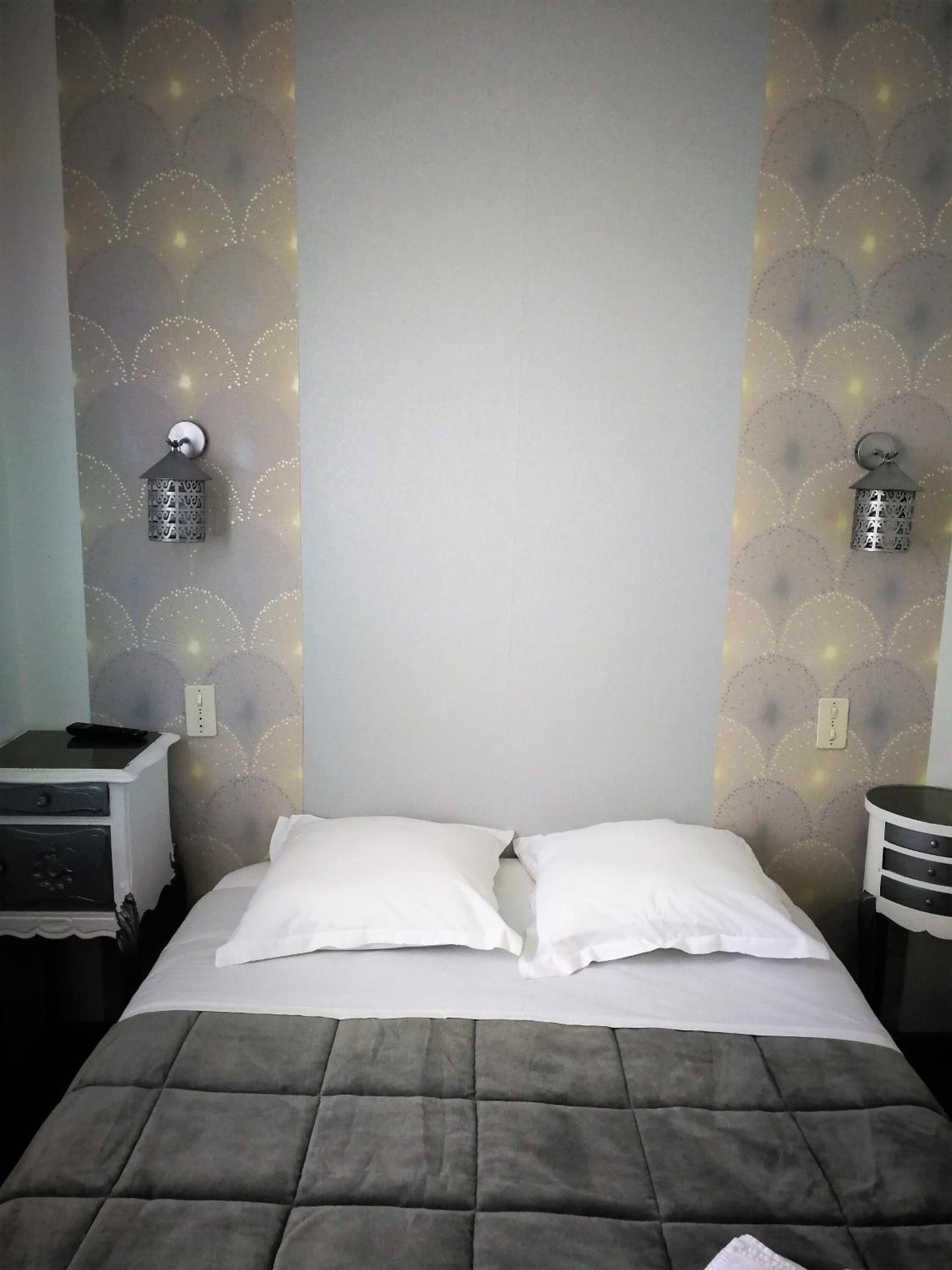 individually decorated, individually furnished, free cots/infant beds