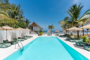 Alberca al aire libre