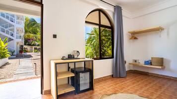 Chambre Double, vue jardin | Literie de qualité supérieure, décoration personnalisée