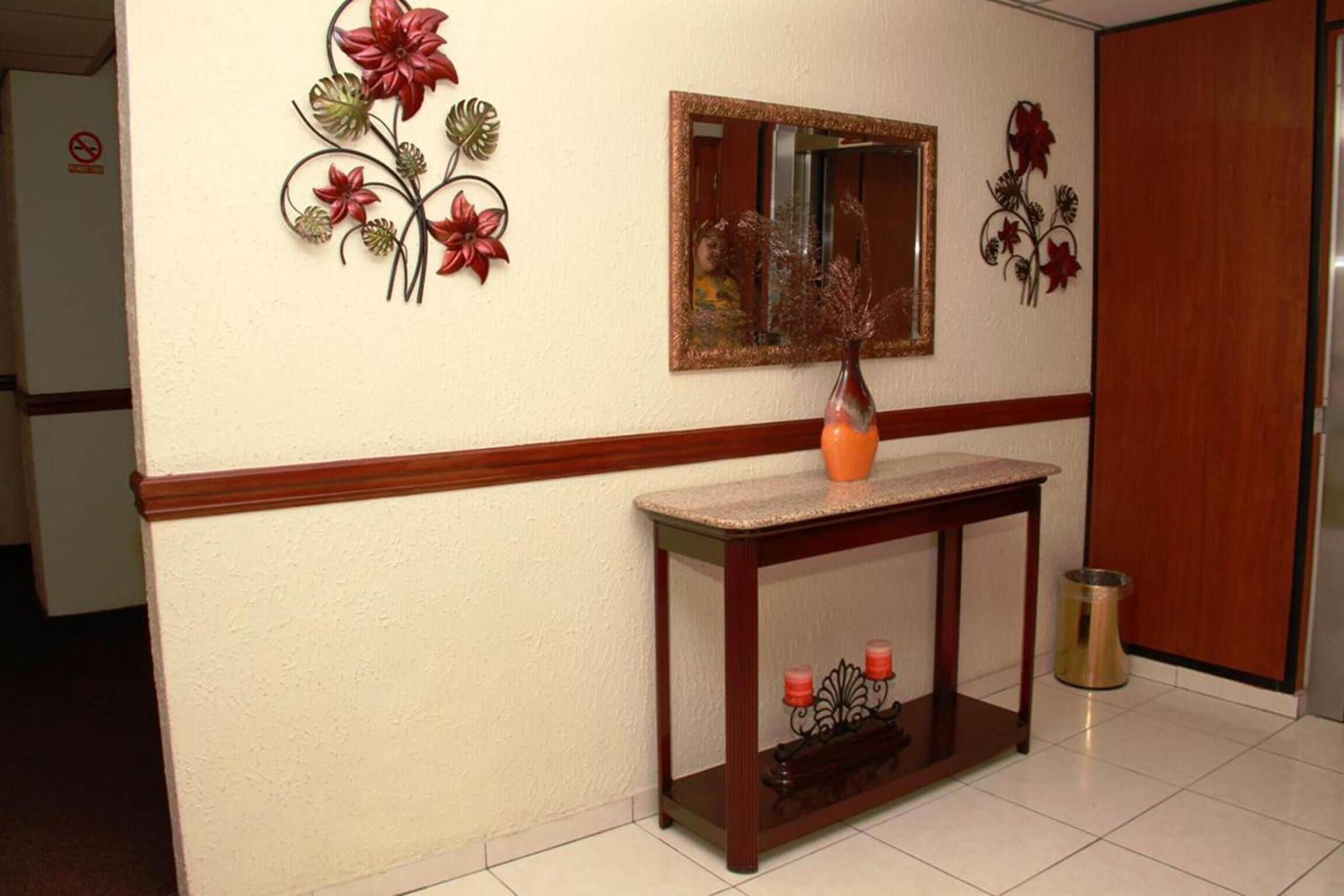 Photo - Hotel California Panama